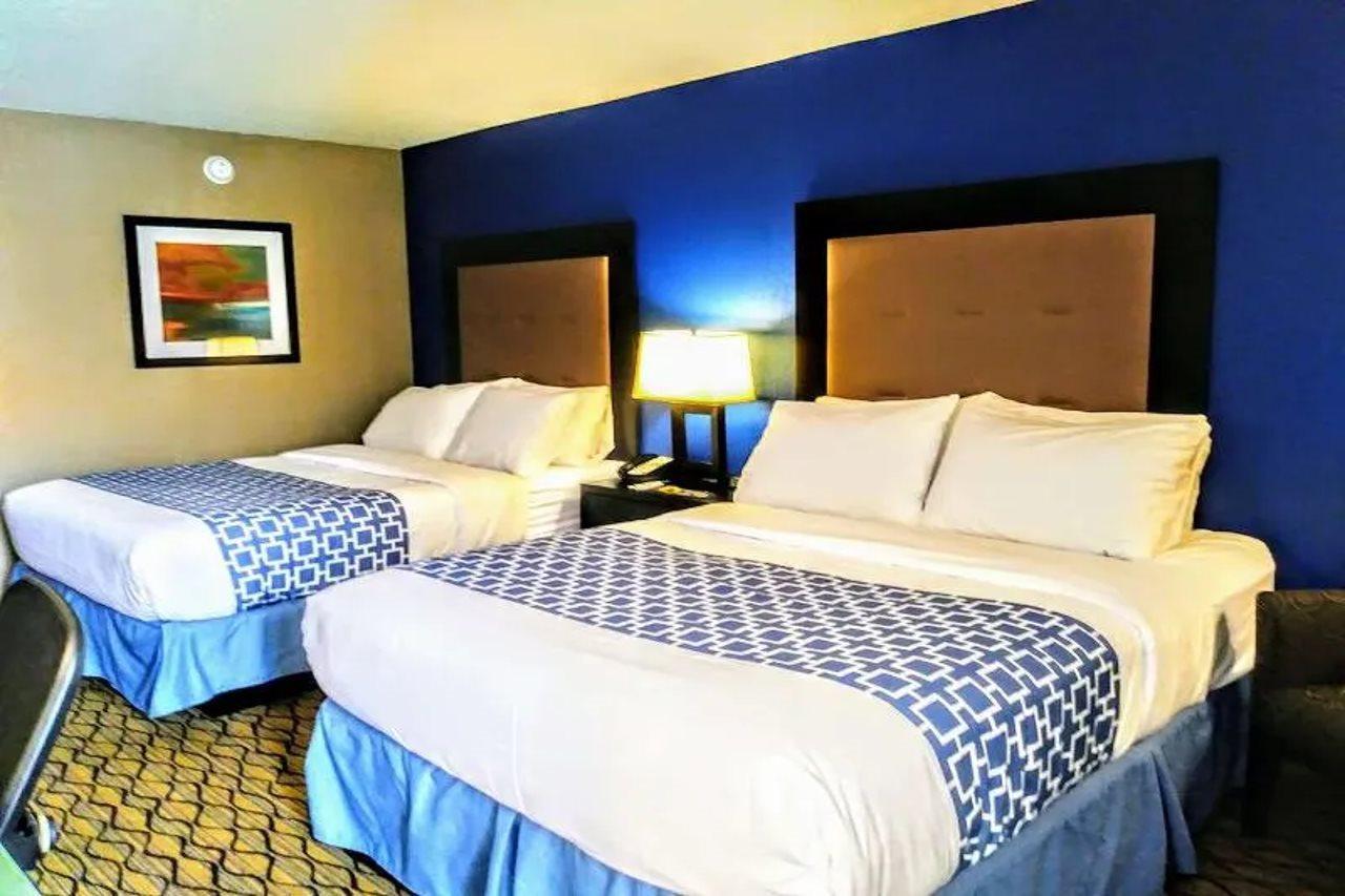 Pittsburgh East Hotel Monroeville